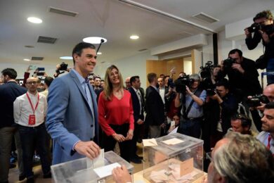 Spagna, Sanchez mira al podio Ue. A caccia di poltrone da Merkel-Macron