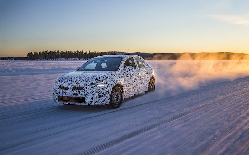 Opel Corsa, ultimi test prima del debutto Opel Corsa, ultimi test prima del debutto