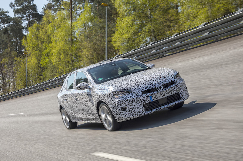 Opel Corsa, ultimi test prima del debutto Opel Corsa, ultimi test prima del debutto