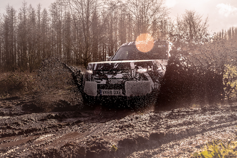 Nuova Land Rover Defender, ultimi test prima del debutto previsto nel 2020 Nuova Land Rover Defender, ultimi test prima del debutto previsto nel 2020