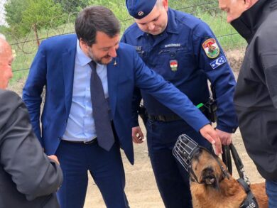 Salvini va in Ungheria e apre al Ppe: “Alleanza se prevale la linea di Orbán”