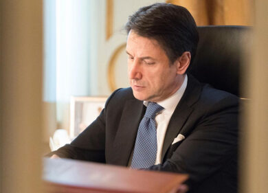 Siri, Conte: “Non ci sarà conta in cdm. Impegnati per tutta la legislatura”