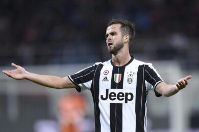 Juventus, Pjanic apre all’addio e strizza l’occhio al Psg