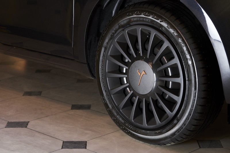 Lancia Ypsilon Black and Noir: la Fashion City Car per eccellenza