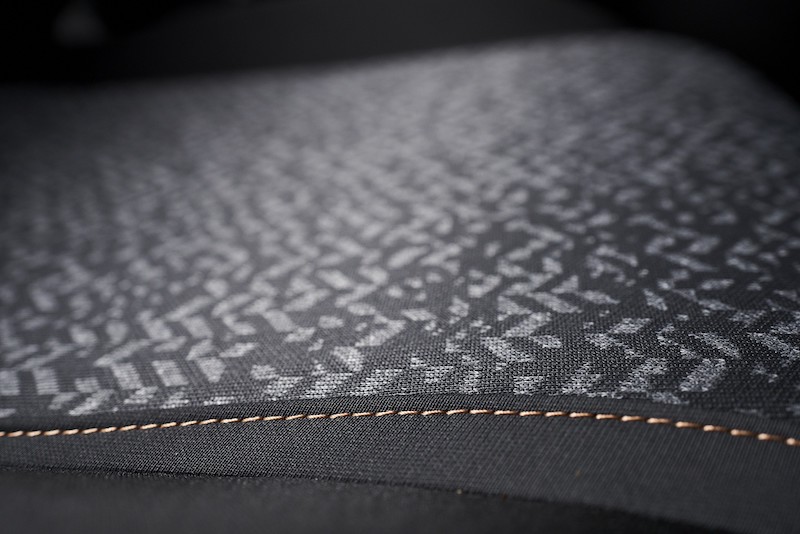 Lancia Ypsilon Black and Noir: la Fashion City Car per eccellenza