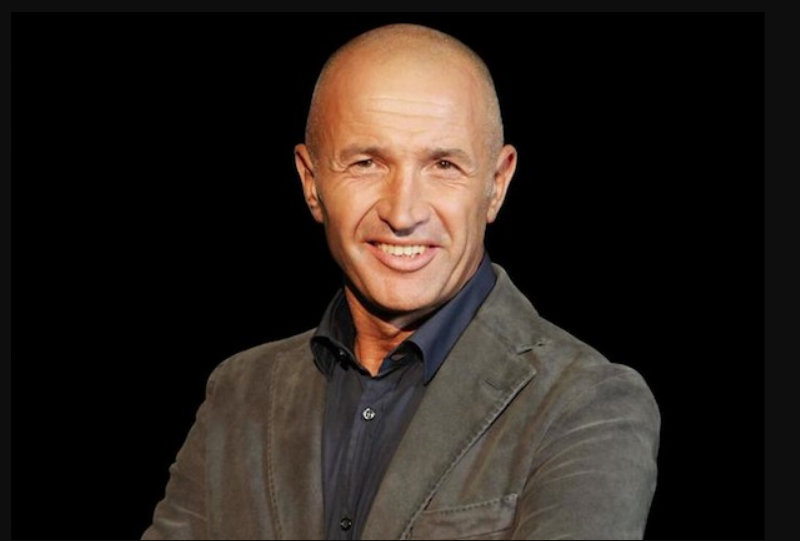 Ascolti Tv Auditel: boom di Che ci faccio qui con Domenico Iannacone Ascolti Tv Auditel: boom di Che ci faccio qui con Domenico Iannacone