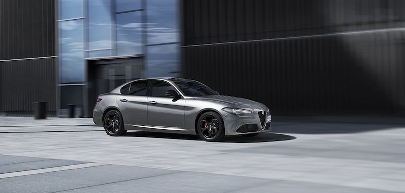 Alfa Romeo presenta l’esclusivo allestimento Sport-Tech per Giulia e Stelvio Alfa Romeo presenta l’esclusivo allestimento Sport-Tech per Giulia e Stelvio