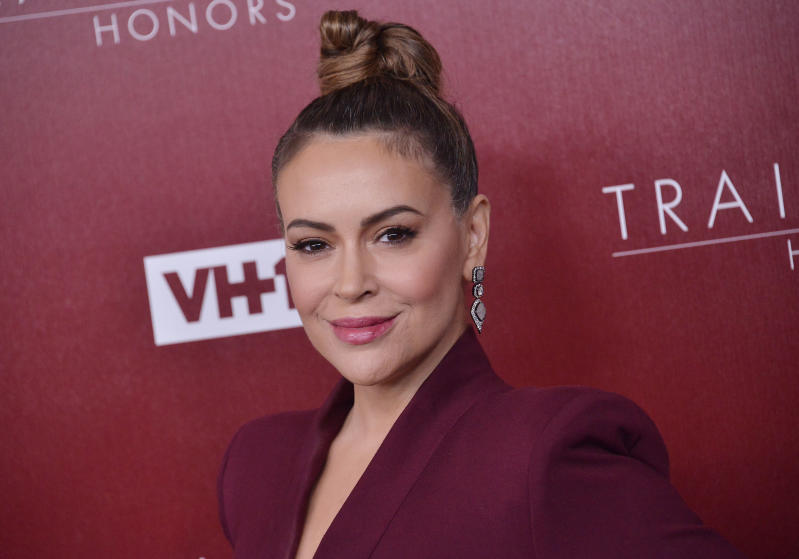 Aborto, l’attrice Alyssa Milano lancia lo ‘sciopero del sesso” Aborto, l’attrice Alyssa Milano lancia lo ‘sciopero del sesso”