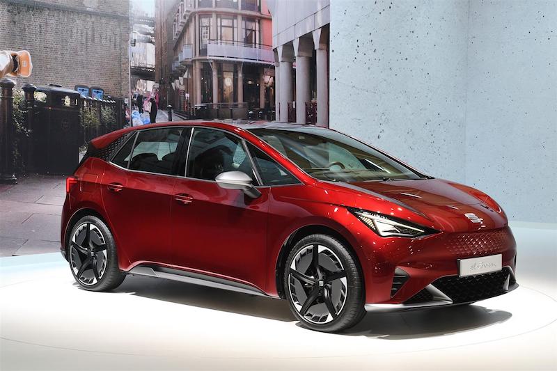 parte da Barcellona l’offensiva elettrica di Seat