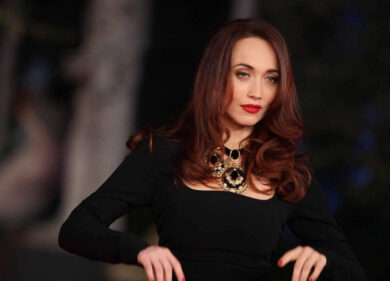 Scoppia l’amore tra italiani e stranieri: Chiara Francini show in tv