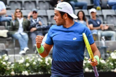 Tennis, Berrettini show: cancella Zverev e vola agli ottavi nel Master di Roma