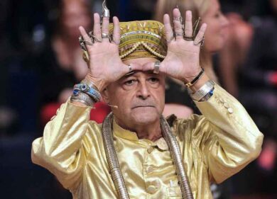 Giorgio Mulè preoccupato da un attacco magico dei Cinque Stelle