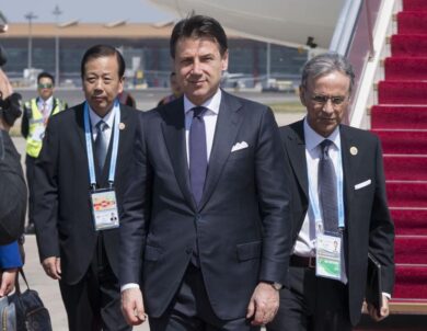 Iva, Conte: “Impegno a non aumentarla, ma non sarà un’impresa facile”