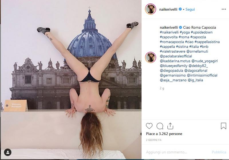 Naike Rivelli e la foto hot con San Pietro. Rivolta social Naike Rivelli e la foto hot con San Pietro. Rivolta social