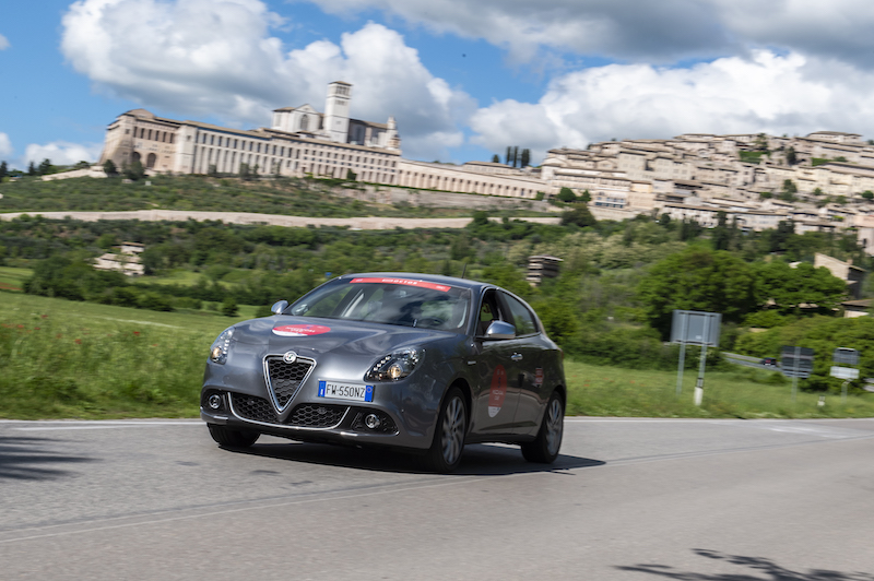 Mille Miglia 2019 : Alfa Romeo taglia il traguardo di Roma in testa