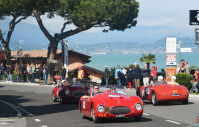 La 1000 Miglia arriva a Brescia. In corsa 430 auto d’epoca. Foto