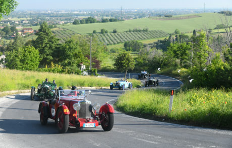La 1000 Miglia arriva a Brescia. In corsa 430 auto d’epoca. Foto La 1000 Miglia arriva a Brescia. In corsa 430 auto d’epoca. Foto