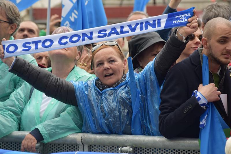 Salvini in Piazza Duomo, il trionfo dell’Europa sovranista a Milano. FOTO