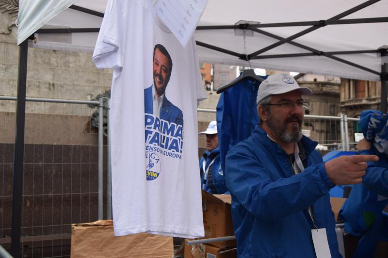 Salvini in Piazza Duomo, il trionfo dell’Europa sovranista a Milano. FOTO