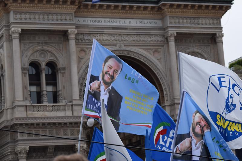 Salvini in Piazza Duomo, il trionfo dell’Europa sovranista a Milano. FOTO
