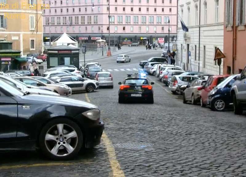 Call center in bancarotta: era di un criminale di guerra bosniaco: 9 arresti Call center in bancarotta: era di un criminale di guerra bosniaco: 9 arresti