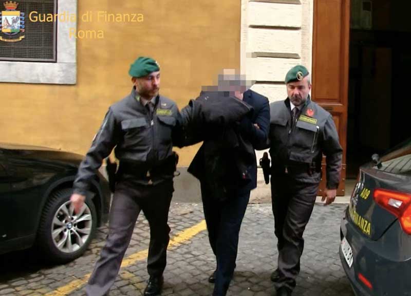 Call center in bancarotta: era di un criminale di guerra bosniaco: 9 arresti Call center in bancarotta: era di un criminale di guerra bosniaco: 9 arresti