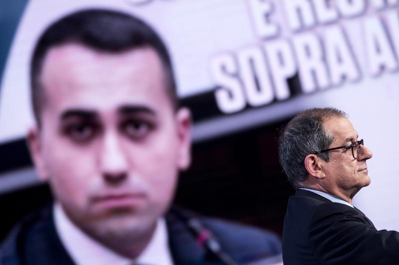 Galleria foto 'Fisco,Di Maio: carcere per gli evasori. Ma la sua ricetta fa acqua.Ecco perchè' - foto 1