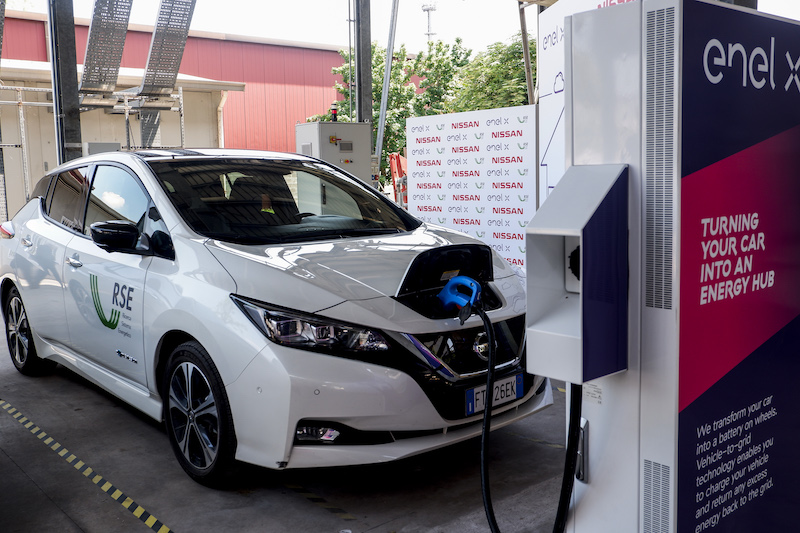 Enel X,Nissan e RSE avviano la prima sperimentazione Vehicle to Grid