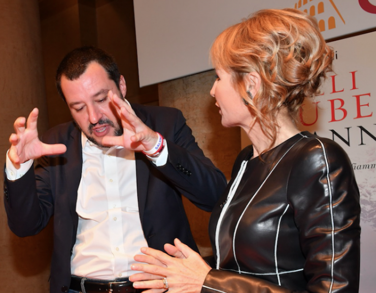 Con Salvini la Gruber perde la trebisonda e sbrocca Con Salvini la Gruber perde la trebisonda e sbrocca