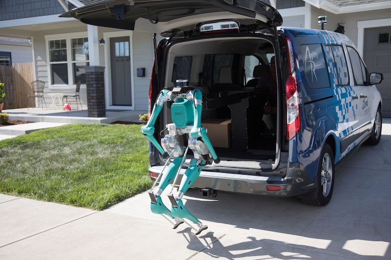 Ford: il robot Digit per le consegne a domicilio Ford: il robot Digit per le consegne a domicilio