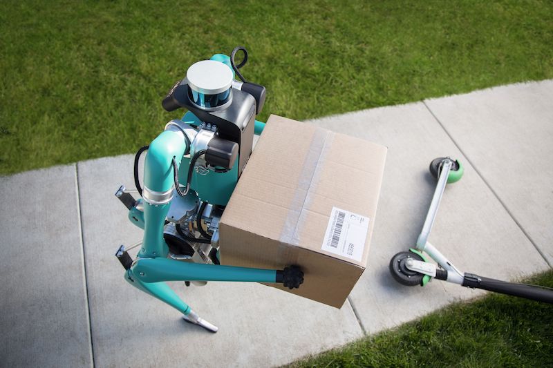 Ford: il robot Digit per le consegne a domicilio Ford: il robot Digit per le consegne a domicilio