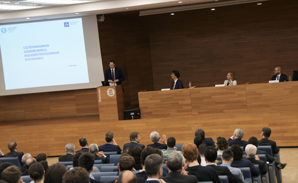 John Elkann all’Università Bocconi di Milano John Elkann all’Università Bocconi di Milano