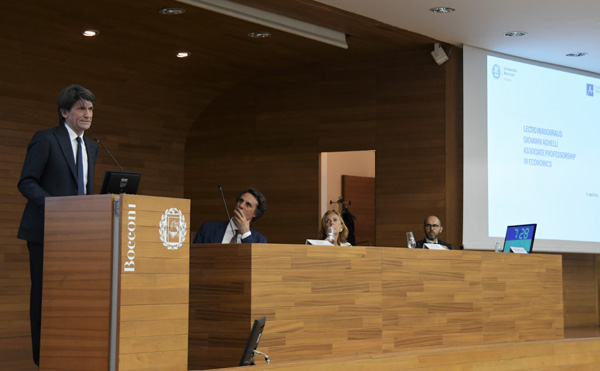 John Elkann all’Università Bocconi di Milano John Elkann all’Università Bocconi di Milano