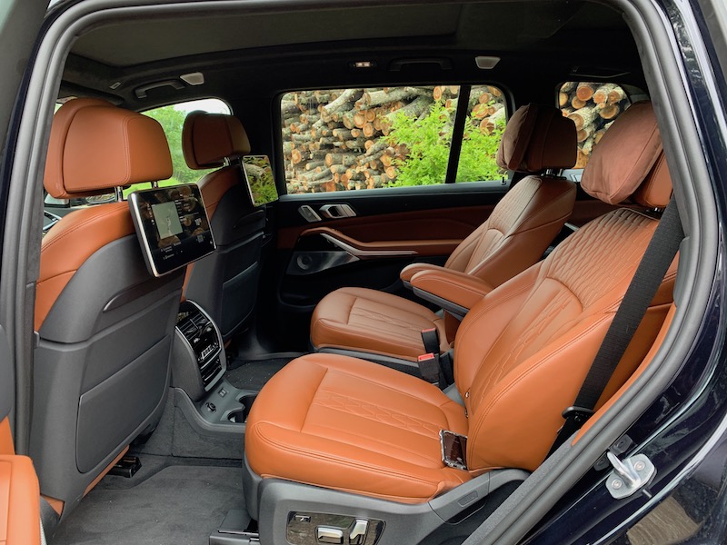 Nuova BMW X7: la limousine dei SAV (Sports Activity Vehicle) Nuova BMW X7: la limousine dei SAV (Sports Activity Vehicle)