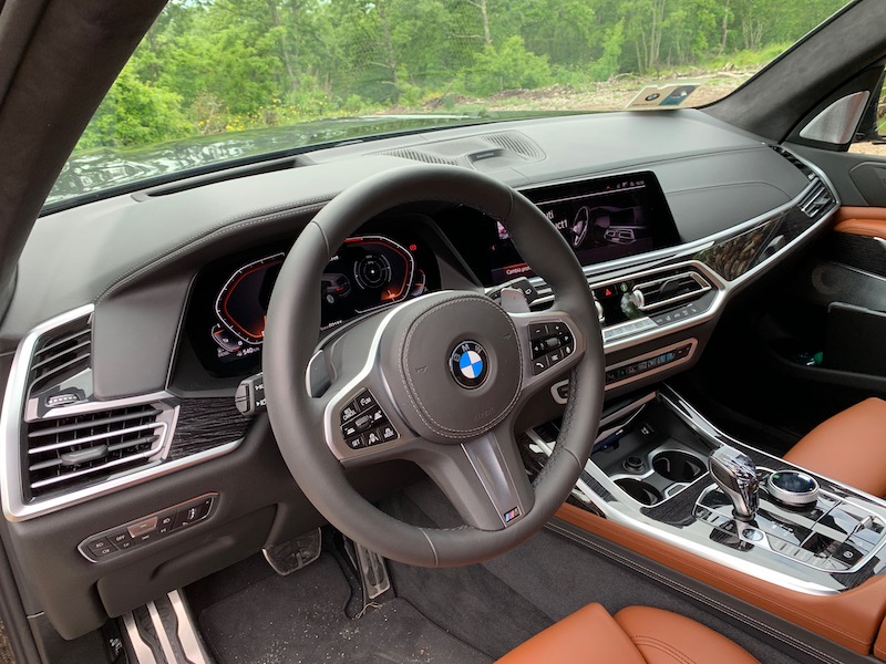 Nuova BMW X7: la limousine dei SAV (Sports Activity Vehicle) Nuova BMW X7: la limousine dei SAV (Sports Activity Vehicle)