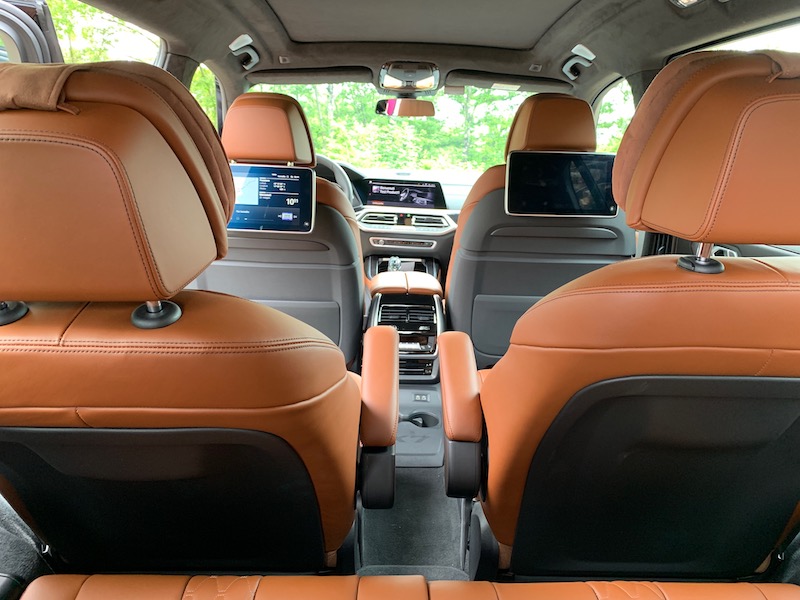 Nuova BMW X7: la limousine dei SAV (Sports Activity Vehicle) Nuova BMW X7: la limousine dei SAV (Sports Activity Vehicle)