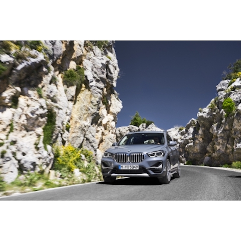 Nuova BMW X1:la combinazione perfetta Nuova BMW X1:la combinazione perfetta