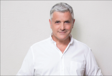 Rai2, Enrico Lucci torna in Tv con Realiti, il Truman Show italiano