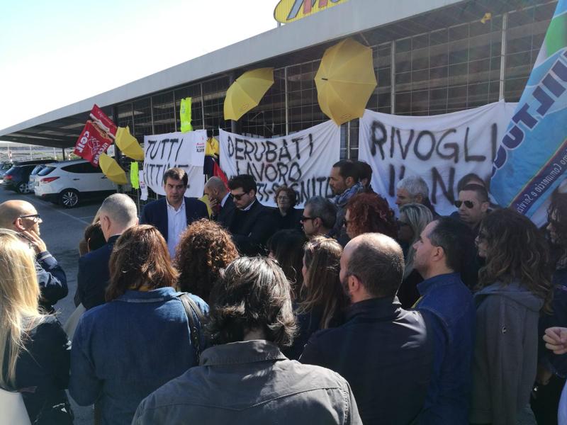 Mercatone 1, Fitto:”No a cassintegrazione,Di Maio ci metta il mld risparmiato” Mercatone 1, Fitto:”No a cassintegrazione,Di Maio ci metta il mld risparmiato”