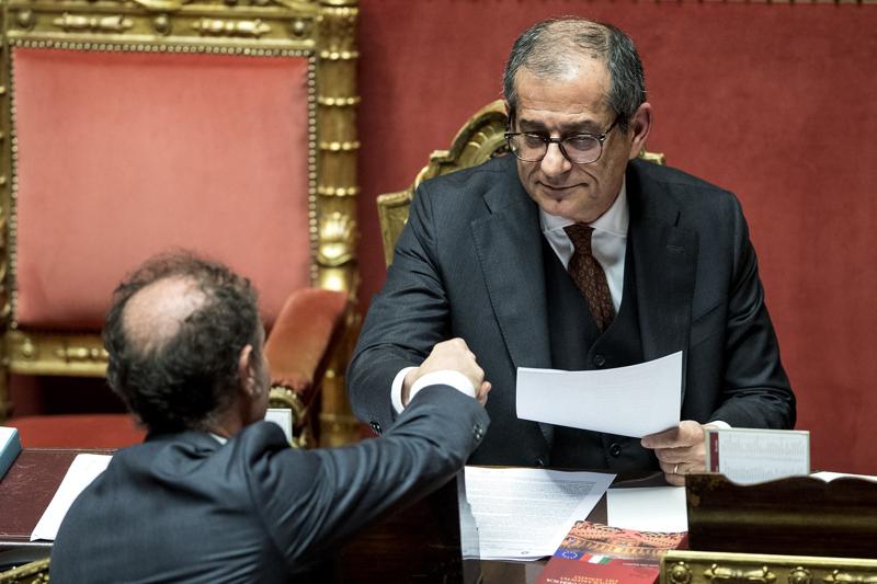 Lettera all’Ue, Tria: “Diffusione della bozza un danno al negoziato” Lettera all’Ue, Tria: “Diffusione della bozza un danno al negoziato”