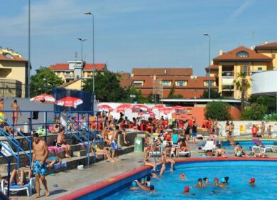 Oltre 1500 milanesi scelgono i centri balneari per i primi bagni di stagione