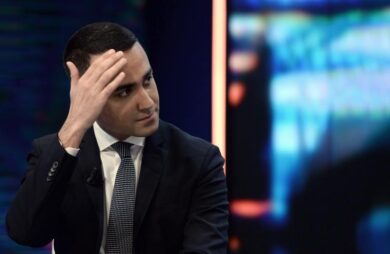 Di Maio: “Avanti con lealtà e coerenza. Ma basta attacchi ai nostri ministri”