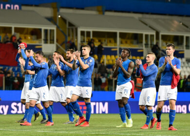 La Nazionale di calcio torna a scuola: lezione sull’inno Fratelli d’Italia