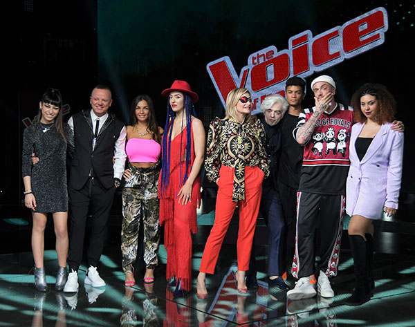 THE VOICE OF ITALY 2019, atto finale con Simona Ventura stile Madonna THE VOICE OF ITALY 2019, atto finale con Simona Ventura stile Madonna