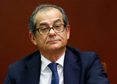 Tria: “Se Pil su non c’è bisogno di sforare. Sud, ci sono 87 mld in 10 anni”