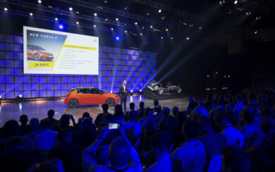 Opel svela la sesta generazione della Corsa, ora anche elettrica