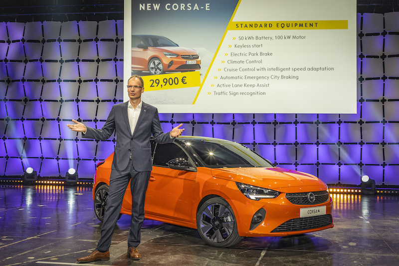 Opel svela la sesta generazione della Corsa, ora anche elettrica