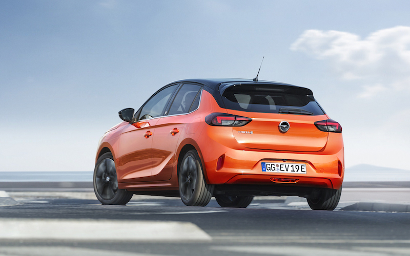 Opel svela la sesta generazione della Corsa, ora anche elettrica