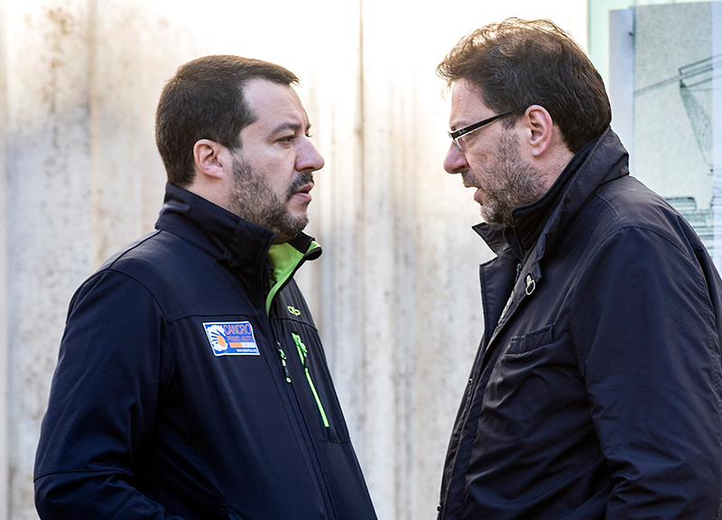 Governo: Salvini vuole spedire Giorgetti all’Ue, ma lui rifiuta Governo: Salvini vuole spedire Giorgetti all’Ue, ma lui rifiuta