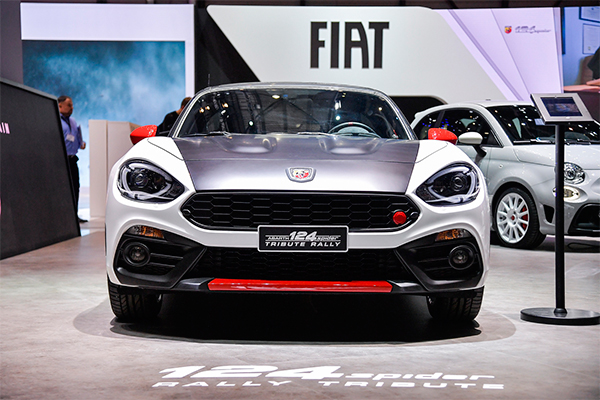 Fca, gli analisti tagliano i target price. Per Fca le opzioni GM e Hyundai Fca, gli analisti tagliano i target price. Per Fca le opzioni GM e Hyundai